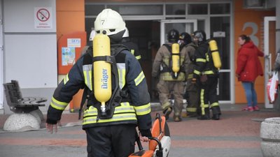 В Одесі горів офіс на 24 поверсі: травмованих немає В Одесі горів офіс на 24 поверсі: травмованих немає