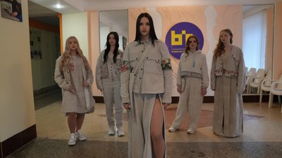Студентки Сумського вищого училища будівництва і дизайну демонструють колекцію “На межі”
