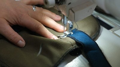 "Підтримуємо наших військових": на одному з вінницьких цехів для захисників шиють амуніцію "Підтримуємо наших військових": на одному з вінницьких цехів для захисників шиють амуніцію