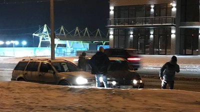 У Франківську зіткнулися два автомобілі У Франківську зіткнулися два автомобілі