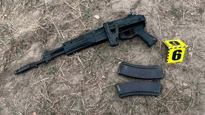 Зброя, якою, за версією слідства, погрожували правоохоронцям