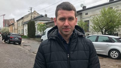 Стан дороги критичний: тернополяни зареєстрували петицію Стан дороги критичний: тернополяни зареєстрували петицію