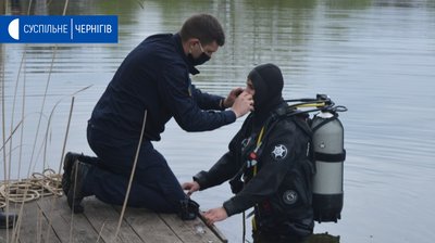 У Чернігові чоловік намагався переплисти Стрижень та пішов на дно