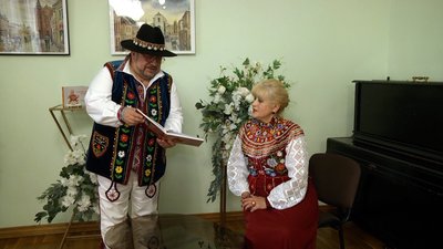 У Житомирі в Домі української культури презентували книгу "Лемківский медяник"