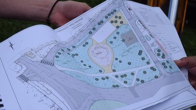 В Ужгороді почали готувати місце для встановлення флагштоку до Дня Незалежності В Ужгороді почали готувати місце для встановлення флагштоку до Дня Незалежності