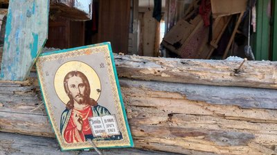 "Не змогла спуститися до підвалу, бо хворіла". Староста села про обстріл Павлівки на Сумщині, від якого загинула жінка "Не змогла спуститися до підвалу, бо хворіла". Староста села про обстріл Павлівки на Сумщині, від якого загинула жінка