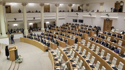 Політична криза в Грузії: "Європейська Грузія" відмовилася входити до парламенту