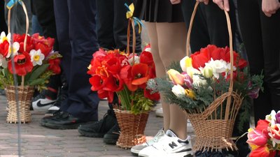 У Чернієві Івано-Франківської громади відкрили анотаційні дошки трьом загиблим військовим У Чернієві Івано-Франківської громади відкрили анотаційні дошки трьом загиблим військовим