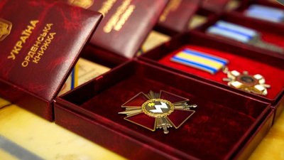 Президент відзначив державними нагородами 24 бійців 109 окремого гірсько-штурмового батальйону
