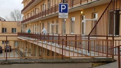 На Закарпатті очікують збільшення хворих на COVID через повернення людей на новорічно-різдвяні свята