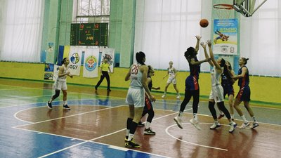 Баскетбольні клуби "Франківськ-Прикарпаття" та "Чайка" із Бердянська обмінялися перемогами Баскетбольні клуби "Франківськ-Прикарпаття" та "Чайка" із Бердянська обмінялися перемогами