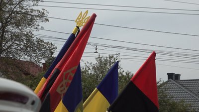 "На щиті", перевезення загиблих, поховання бійців, похоронний кортеж "На щиті", перевезення загиблих, поховання бійців, похоронний кортеж