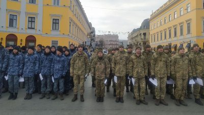 До Дня соборності України в Одесі створили "живий ланцюг" та заспівали Державний Гімн До Дня соборності України в Одесі створили "живий ланцюг" та заспівали Державний Гімн