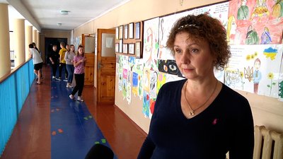 У Житомирі презентували чат-бот, завдяки якому можна вивчити мову жестів У Житомирі презентували чат-бот, завдяки якому можна вивчити мову жестів