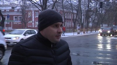 Перший сніг та автомобільна "ковзанка": як Одеса зустріла негоду Перший сніг та автомобільна "ковзанка": як Одеса зустріла негоду