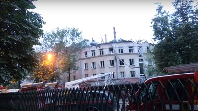 Росіяни поцілили у житловий будинок у Львові: є загиблі та травмовані
