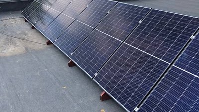 Хмельницька бібліотека працюватиме від сонячної енергії Хмельницька бібліотека працюватиме від сонячної енергії
