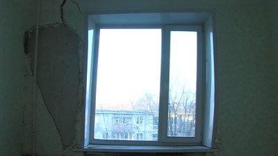 У Запоріжжі руйнується будинок У Запоріжжі руйнується будинок
