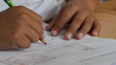 На Донбасі частину школярів перевели на дистанційне навчання через коронавірус