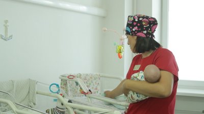 У Черкасах виходжують недоношених дітей У Черкасах виходжують недоношених дітей