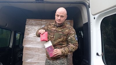 Тернопільські волонтери відправили на передову два автомобілі швидкої допомоги