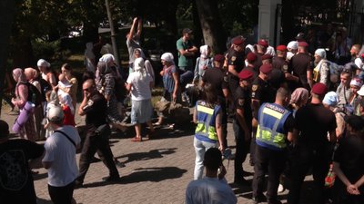 Паломництво до Почаївської Лаври: з Кам'янця-Подільського вирушила хресна хода з понад 250 прочан УПЦ Паломництво до Почаївської Лаври: з Кам'янця-Подільського вирушила хресна хода з понад 250 прочан УПЦ