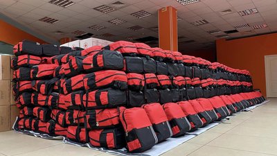 Наплічники для психосоціальної підтримки отримали черкаські школи та дитсадки Наплічники для психосоціальної підтримки отримали черкаські школи та дитсадки