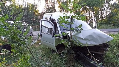 У ДТП на Тернопільщині травмувалися двоє людей У ДТП на Тернопільщині травмувалися двоє людей
