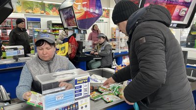 Генератор у магазині у Харкові, 22 березня 2024 року Генератор у магазині у Харкові, 22 березня 2024 року