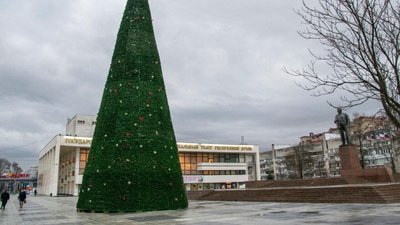 Новорічна ялинка у Сімферополі, 2022 рік.