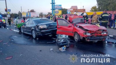 ДТП за участі 5 автівок у Полтаві: поліція розпочала провадження