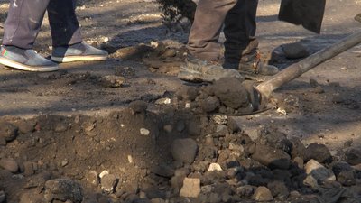 Сьогодні засипають ями меленим асфальтом