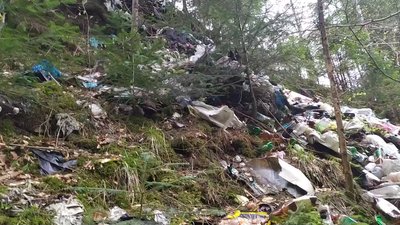 Прикарпаття у смітті: стихійні сміттєзвалища посеред Карпат на Косівщині Прикарпаття у смітті: стихійні сміттєзвалища посеред Карпат на Косівщині