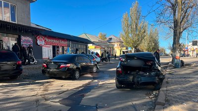 У Баштанці на Миколаївщині водій "Toyota Camry" збив двох пішоходів У Баштанці на Миколаївщині водій "Toyota Camry" збив двох пішоходів