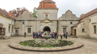 Свірзький замок на Львівщині відкрили для екскурсій
