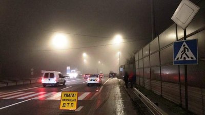 Дві смерті за годину: на Рівненщині у аваріях загинули велосипедист та пішохід