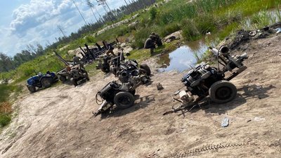 СБУ викрила групу старателів, які видобували бурштин у нацпарку на Рівненщині СБУ викрила групу старателів, які видобували бурштин у нацпарку на Рівненщині