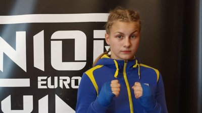 Україна завоювала три медалі на юніорському Євро-2022 з боксу, який бойкотувала більшість команди: медальний залік