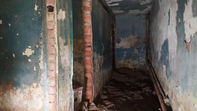 У Харкові підтоплює укриття у п'ятиповерхівці. Причина У Харкові підтоплює укриття у п'ятиповерхівці. Причина