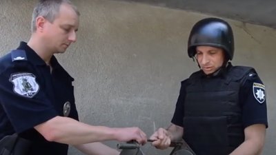 Тернопільські вибухотехніки розповіли про свої робочі будні — до 25-річчя створення служби Тернопільські вибухотехніки розповіли про свої робочі будні — до 25-річчя створення служби