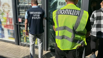 ларьок, кримінал, контрафактні цигарки