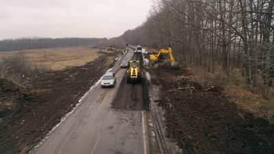 На Харківщині почали ремонт дороги Дергачі-П’ятихатки На Харківщині почали ремонт дороги Дергачі-П’ятихатки