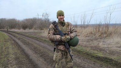 "З принципами жити дорожче": чемпіон світу Андрій Ткачук воює на передовій "З принципами жити дорожче": чемпіон світу Андрій Ткачук воює на передовій