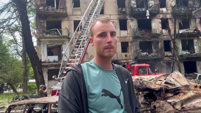 У Кривому Розі чоловік із пораненням врятував сім'ю із дитиною з будинку, в який влучила ракета