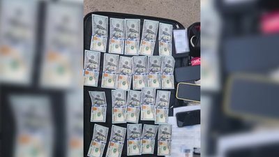 Від 5 до 9 тисяч доларів за послугу: у Чернігові викрили схему виїзду за кордон "ухилянтів" Від 5 до 9 тисяч доларів за послугу: у Чернігові викрили схему виїзду за кордон "ухилянтів"
