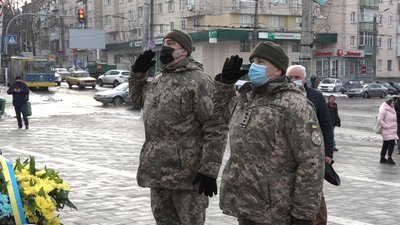 У Житомирі відзначили День Соборності без "живого ланцюга єдності" У Житомирі відзначили День Соборності без "живого ланцюга єдності"