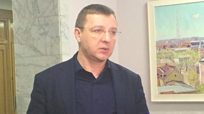 Ще 70 млн гривень спрямують на виплату зарплат освітянам та медикам Прикарпаття Ще 70 млн гривень спрямують на виплату зарплат освітянам та медикам Прикарпаття