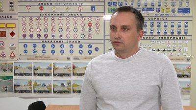 У Чернігові вдвічі збільшилася кількість людей, які хочуть отримати водійські права У Чернігові вдвічі збільшилася кількість людей, які хочуть отримати водійські права