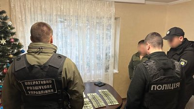 На Закарпатті трьом чоловікам оголосили підозру в переправленні військовозобов'язаних через кордон