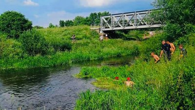 На Львівщині під час купання потонув неповнолітній
